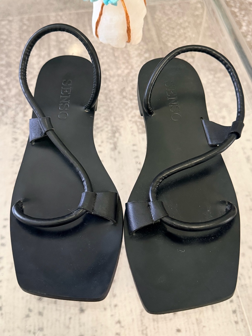 SENSO Black Minimal Square-Toe Sandals